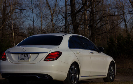 Mercedes-Benz C-Класс, 2016 год, 2 000 000 рублей, 4 фотография