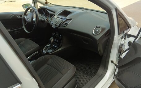 Ford Fiesta, 2016 год, 950 000 рублей, 6 фотография