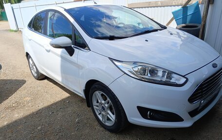 Ford Fiesta, 2016 год, 950 000 рублей, 3 фотография