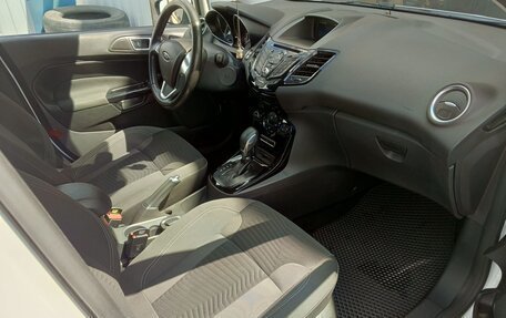 Ford Fiesta, 2016 год, 950 000 рублей, 11 фотография