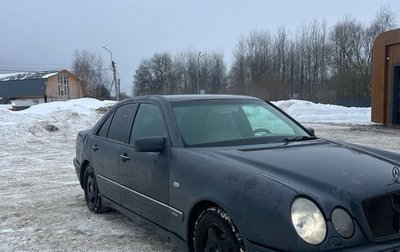 Mercedes-Benz E-Класс, 1997 год, 180 000 рублей, 1 фотография