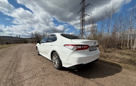 Toyota Camry, 2020 год, 3 200 000 рублей, 8 фотография