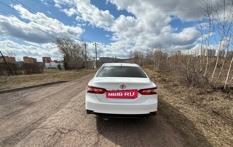 Toyota Camry, 2020 год, 3 200 000 рублей, 7 фотография
