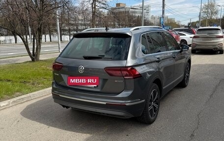 Volkswagen Tiguan II, 2019 год, 3 000 000 рублей, 5 фотография