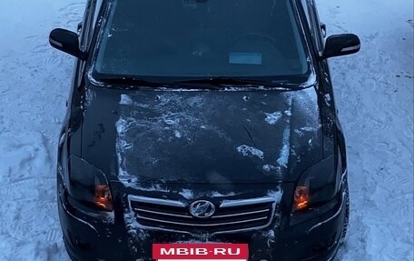 Toyota Avensis III рестайлинг, 2005 год, 1 288 000 рублей, 2 фотография