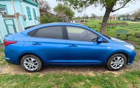 Hyundai Solaris II рестайлинг, 2020 год, 1 350 000 рублей, 2 фотография