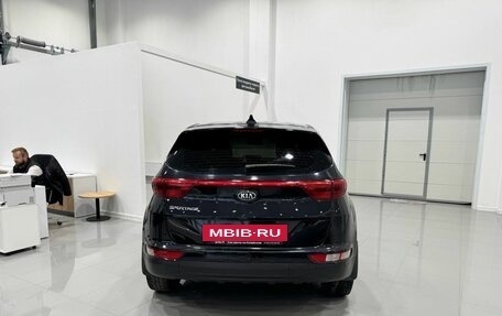 KIA Sportage IV рестайлинг, 2017 год, 1 945 000 рублей, 5 фотография