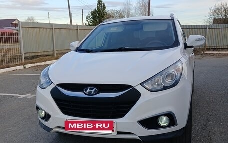 Hyundai ix35 I рестайлинг, 2011 год, 1 120 000 рублей, 2 фотография