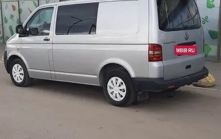Volkswagen Transporter T5 рестайлинг, 2004 год, 820 000 рублей, 5 фотография