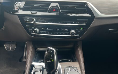 BMW 5 серия, 2019 год, 4 650 000 рублей, 12 фотография