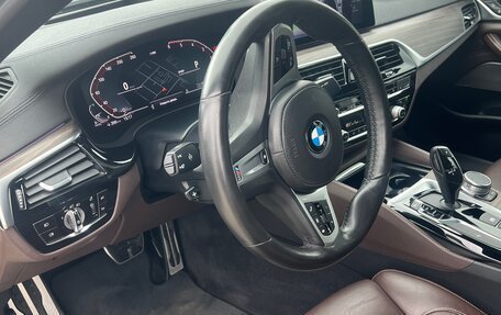 BMW 5 серия, 2019 год, 4 650 000 рублей, 17 фотография