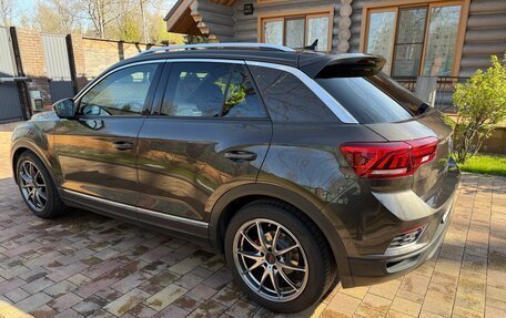 Volkswagen T-Roc I, 2019 год, 2 750 000 рублей, 7 фотография