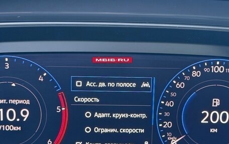 Volkswagen T-Roc I, 2019 год, 2 750 000 рублей, 16 фотография