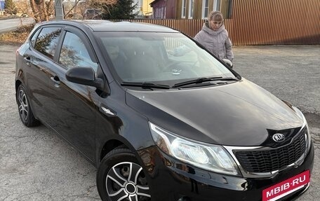 KIA Rio III рестайлинг, 2013 год, 730 000 рублей, 11 фотография