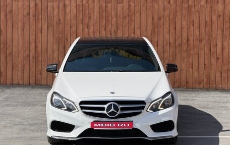 Mercedes-Benz E-Класс, 2013 год, 2 300 000 рублей, 2 фотография