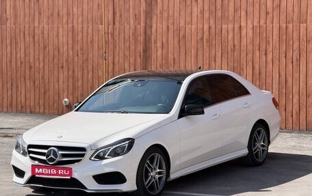 Mercedes-Benz E-Класс, 2013 год, 2 300 000 рублей, 3 фотография