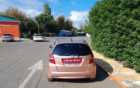 Honda Fit III, 2012 год, 800 000 рублей, 4 фотография