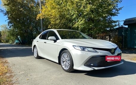 Toyota Camry, 2020 год, 3 490 000 рублей, 5 фотография