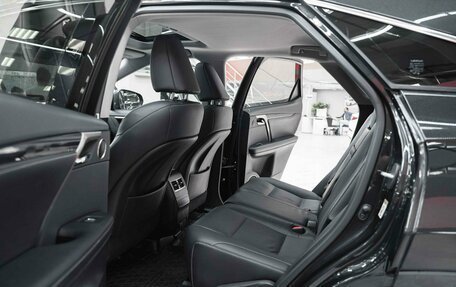 Lexus RX IV рестайлинг, 2019 год, 4 250 000 рублей, 7 фотография