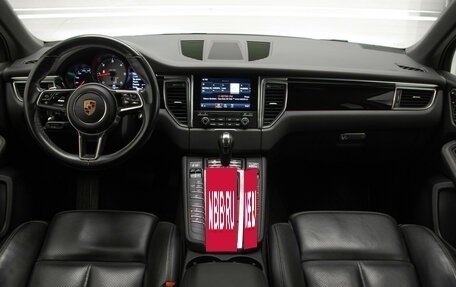 Porsche Macan I рестайлинг, 2017 год, 4 397 000 рублей, 8 фотография