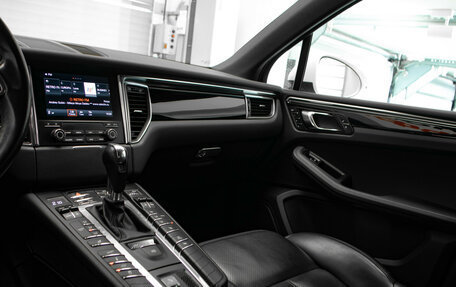 Porsche Macan I рестайлинг, 2017 год, 4 397 000 рублей, 22 фотография