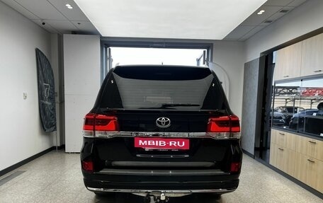 Toyota Land Cruiser 200, 2014 год, 4 150 000 рублей, 5 фотография