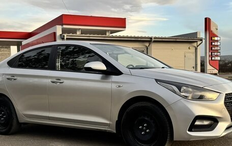 Hyundai Solaris II рестайлинг, 2018 год, 1 199 000 рублей, 2 фотография