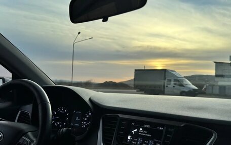 Hyundai Solaris II рестайлинг, 2018 год, 1 199 000 рублей, 6 фотография