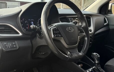 Hyundai Solaris II рестайлинг, 2018 год, 1 199 000 рублей, 4 фотография