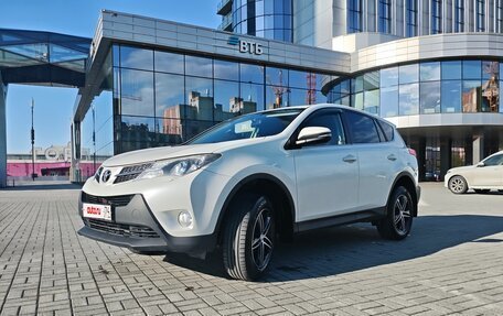Toyota RAV4, 2013 год, 2 050 000 рублей, 2 фотография