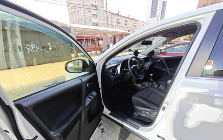 Toyota RAV4, 2013 год, 2 050 000 рублей, 13 фотография