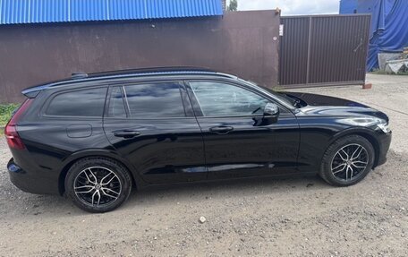 Volvo V60 II, 2019 год, 2 220 000 рублей, 12 фотография