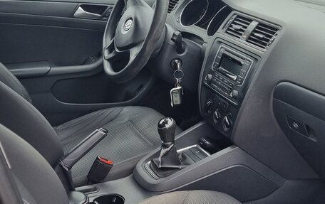Volkswagen Jetta VI, 2015 год, 1 000 000 рублей, 7 фотография