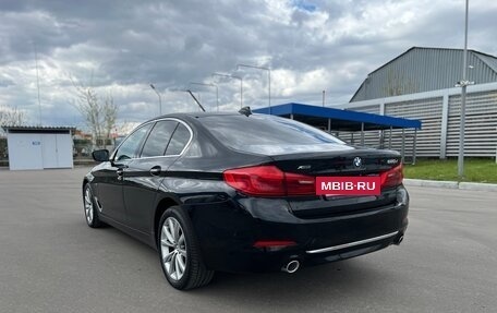 BMW 5 серия, 2018 год, 2 310 000 рублей, 10 фотография