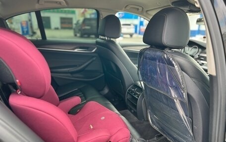 BMW 5 серия, 2018 год, 2 310 000 рублей, 30 фотография
