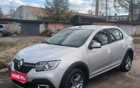 Renault Logan II, 2019 год, 1 090 000 рублей, 6 фотография