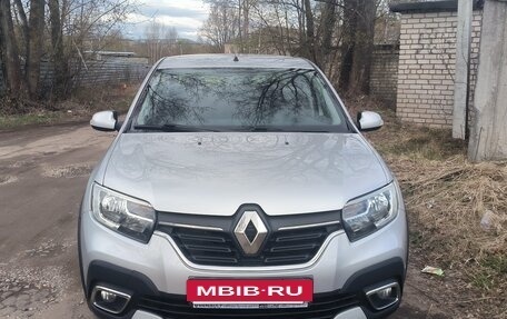 Renault Logan II, 2019 год, 1 090 000 рублей, 4 фотография