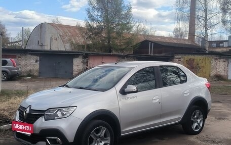 Renault Logan II, 2019 год, 1 090 000 рублей, 12 фотография