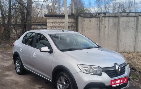 Renault Logan II, 2019 год, 1 090 000 рублей, 2 фотография