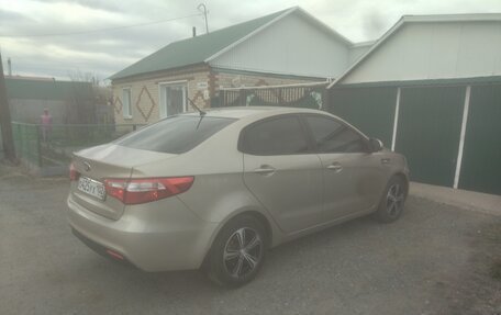 KIA Rio III рестайлинг, 2013 год, 800 000 рублей, 5 фотография
