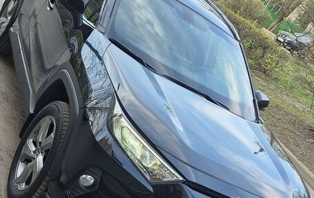 Toyota RAV4, 2022 год, 4 200 000 рублей, 3 фотография