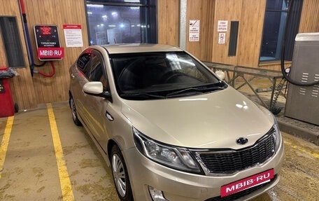 KIA Rio III рестайлинг, 2011 год, 520 000 рублей, 10 фотография