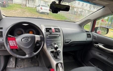 Toyota Auris II, 2008 год, 650 000 рублей, 13 фотография