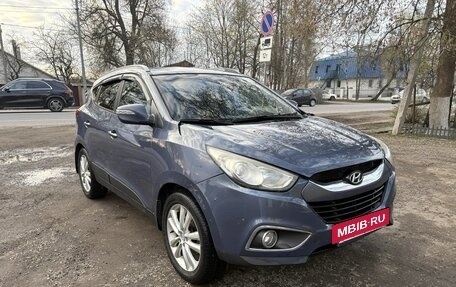 Hyundai ix35 I рестайлинг, 2011 год, 900 000 рублей, 2 фотография