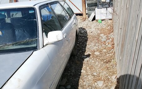 Toyota Carina, 1991 год, 50 000 рублей, 2 фотография