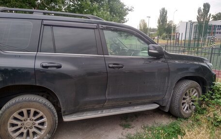 Toyota Land Cruiser Prado 150 рестайлинг 2, 2019 год, 5 800 000 рублей, 5 фотография