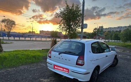 Mitsubishi Mirage VI рестайлинг, 1999 год, 450 000 рублей, 1 фотография