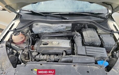 Volkswagen Tiguan I, 2011 год, 1 290 000 рублей, 20 фотография