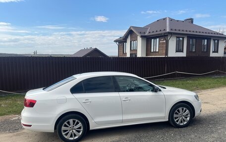 Volkswagen Jetta VI, 2012 год, 990 000 рублей, 5 фотография