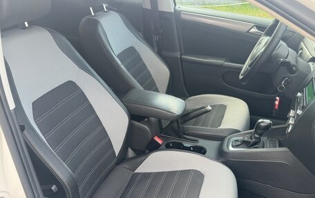 Volkswagen Jetta VI, 2012 год, 990 000 рублей, 10 фотография